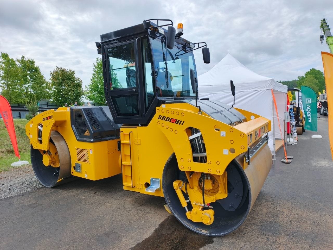 Катки дорожные SHANTUI SRD08, SRD10 и SRD12 в наличии в Минске